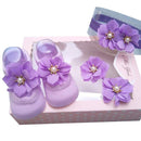 Conjunto 4 Peças Flores (Meia sapatinho + Grampos + Tiara)
